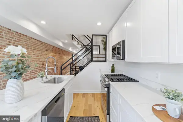 1825 S Hanover St, BALTIMORE, MD 21230