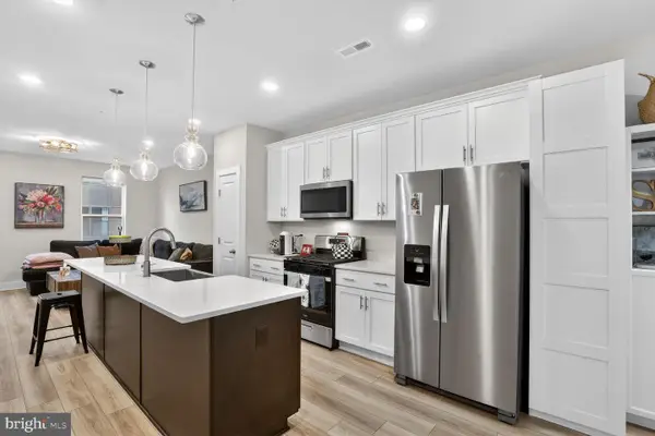 112 Glass Ln, BALTIMORE, MD 21230