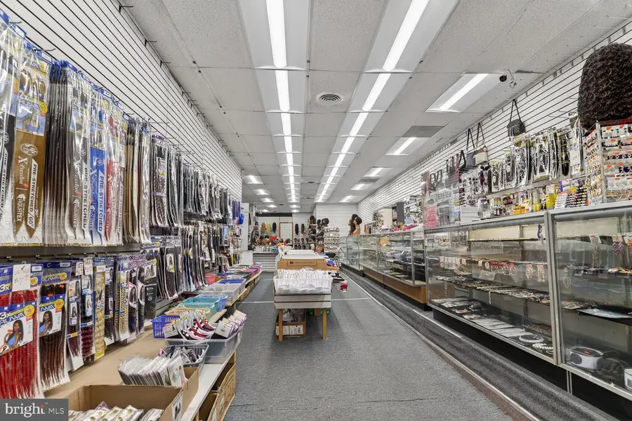 112 W Lexington St, Baltimore, MD 21201 - #3