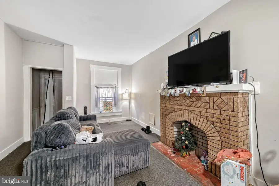 818 N Curley St, Baltimore, MD 21205 - #2