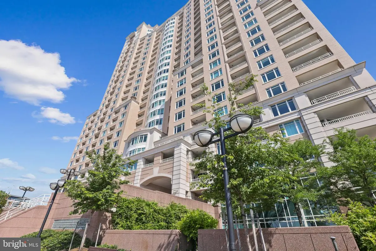 100 Harborview Dr #1801, Baltimore, MD 21230 - #1