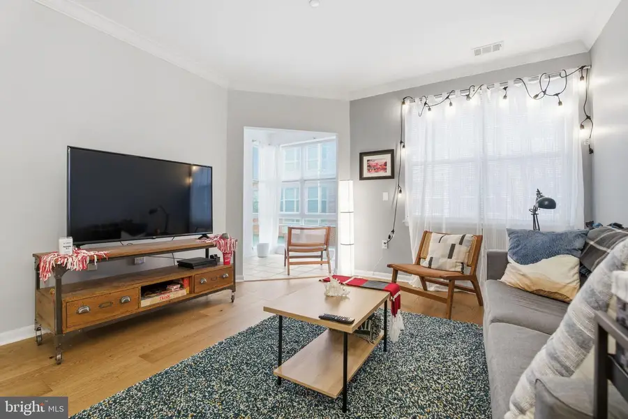 23 Pierside Dr #232, Baltimore, MD 21230 - #3