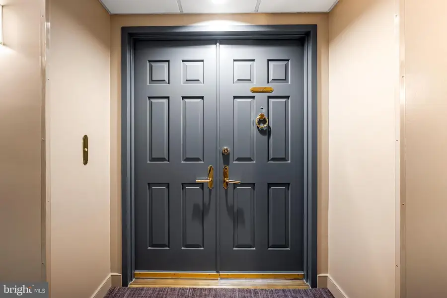 250 President St S #909, Baltimore, MD 21202 - #2