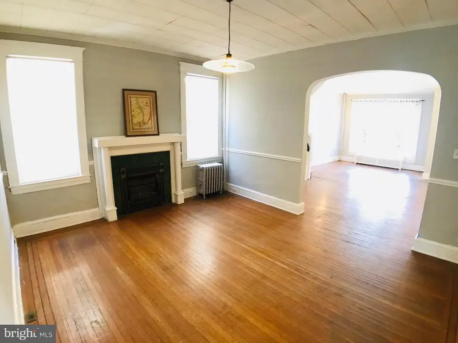 313 E 33rd St, Baltimore, MD 21218 - #3