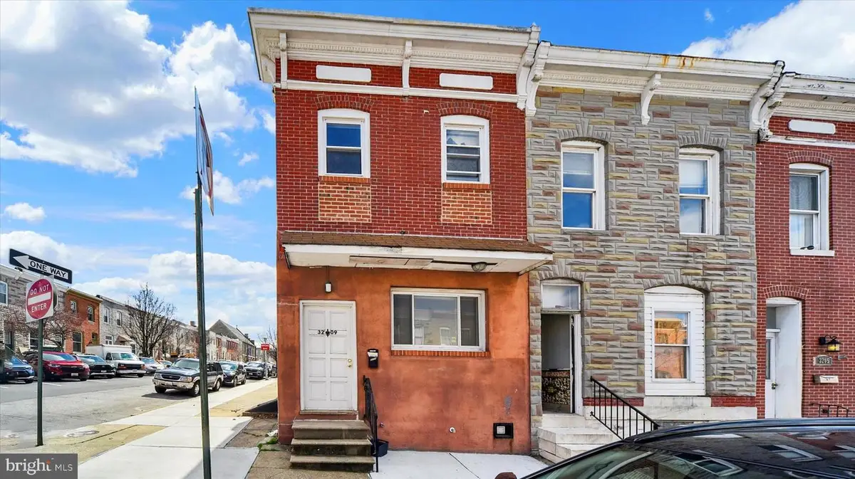 3209 E Lombard St, Baltimore, MD 21224 - #1