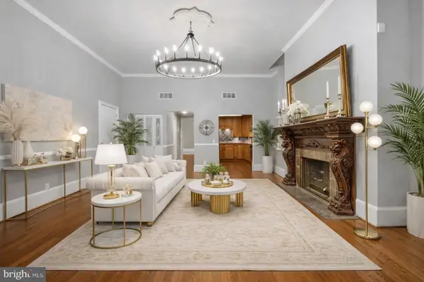 3 W Mount Vernon Pl #1, BALTIMORE, MD 21201