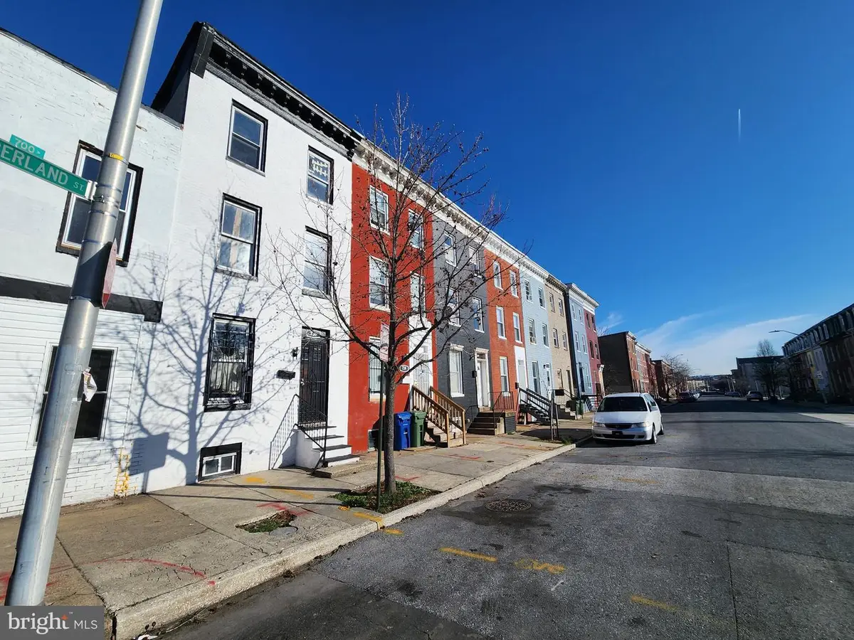 736 Cumberland St, Baltimore, MD 21217 - #1