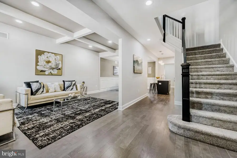 406 Lyndhurst St, Baltimore, MD 21229 - #2