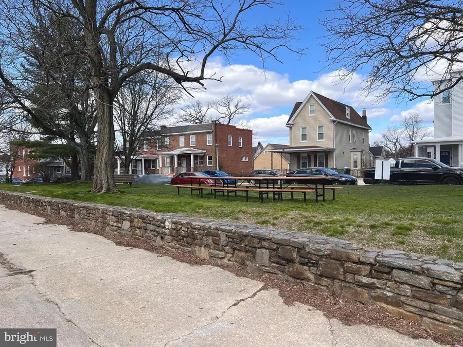 646 E 37th St, Baltimore, MD 21218 - #2