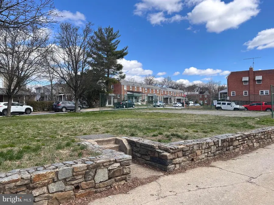 646 E 37th St, Baltimore, MD 21218 - #3