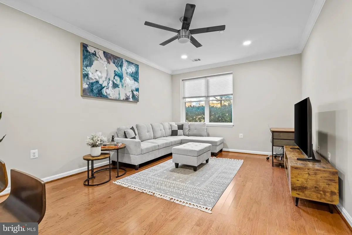 23 Pierside Dr #111, Baltimore, MD 21230 - #1