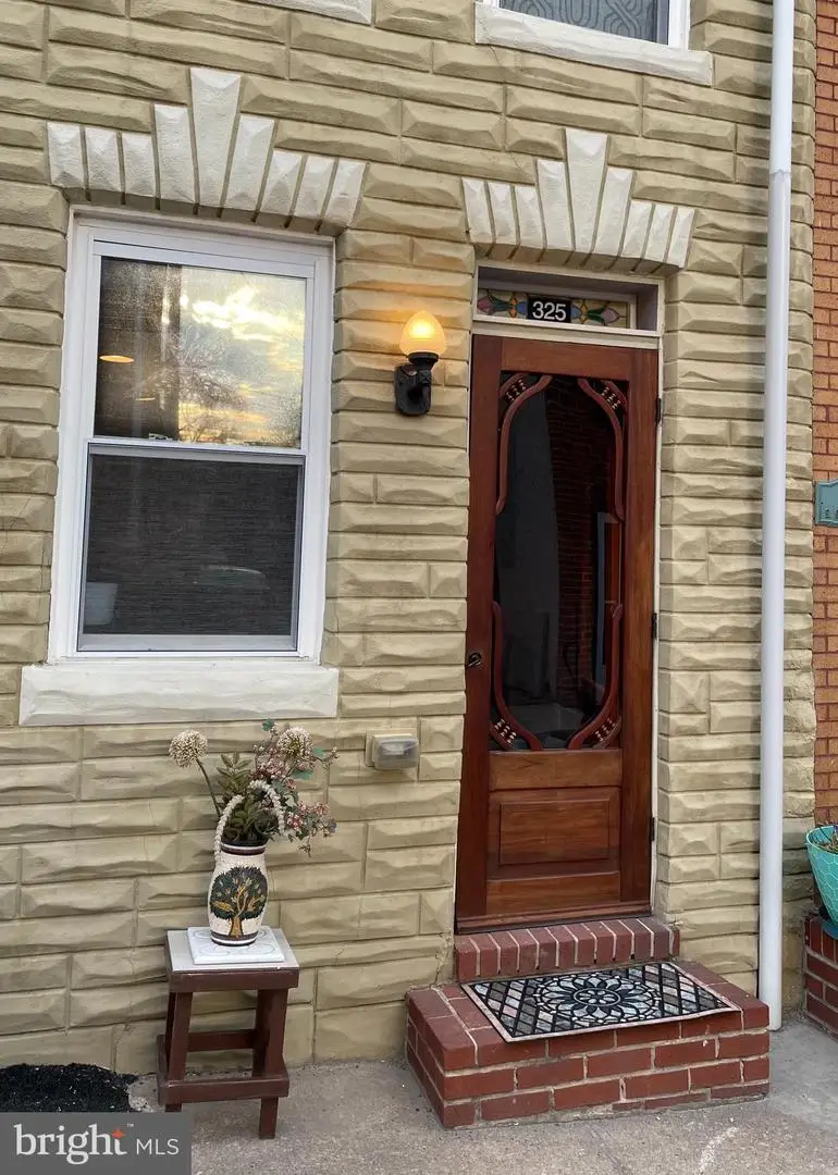 325 S Castle St, Baltimore, MD 21231 - #1