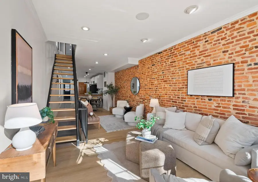 817 S Kenwood Ave, Baltimore, MD 21224 - #3