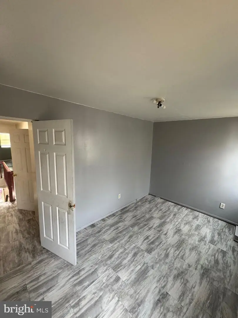 320 E Lorraine Ave, Baltimore, MD 21218 - #2