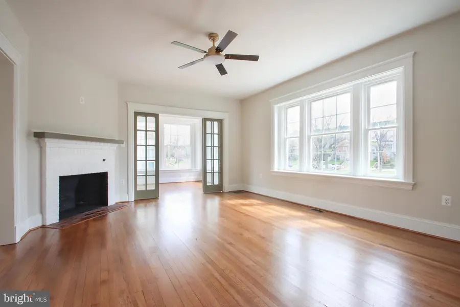 1518 E 33rd St, Baltimore, MD 21218 - #3