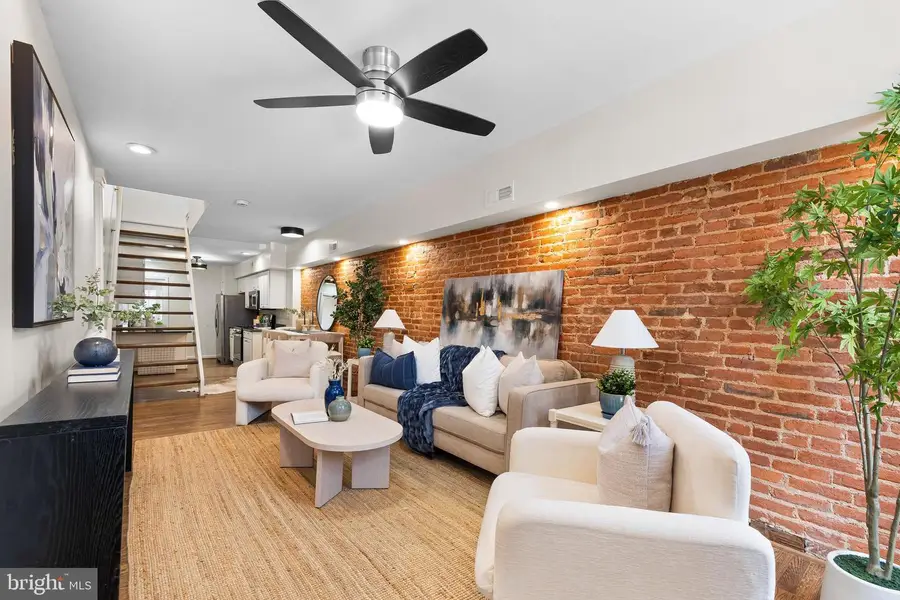 908 S Potomac St, Baltimore, MD 21224 - #3