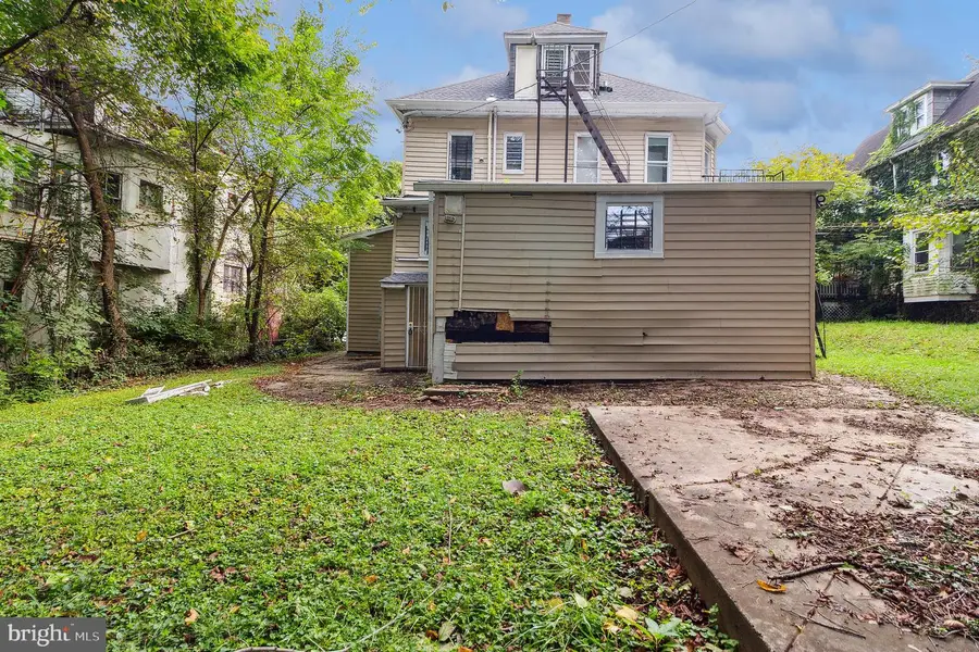 2218 Roslyn Ave, Baltimore, MD 21216 - #3