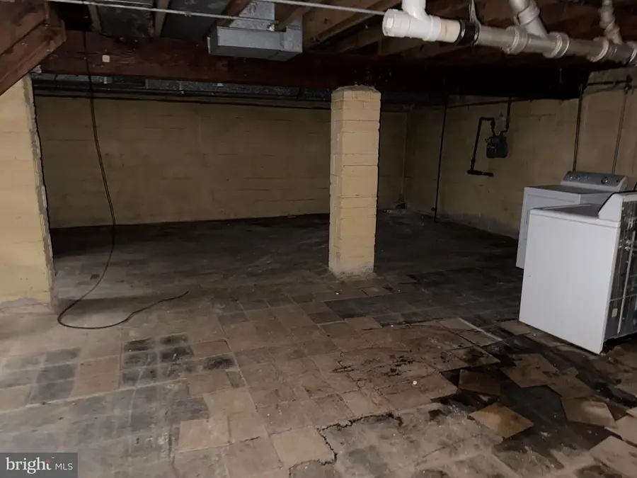 2713 Glen Ave, Baltimore, MD 21215 - #3