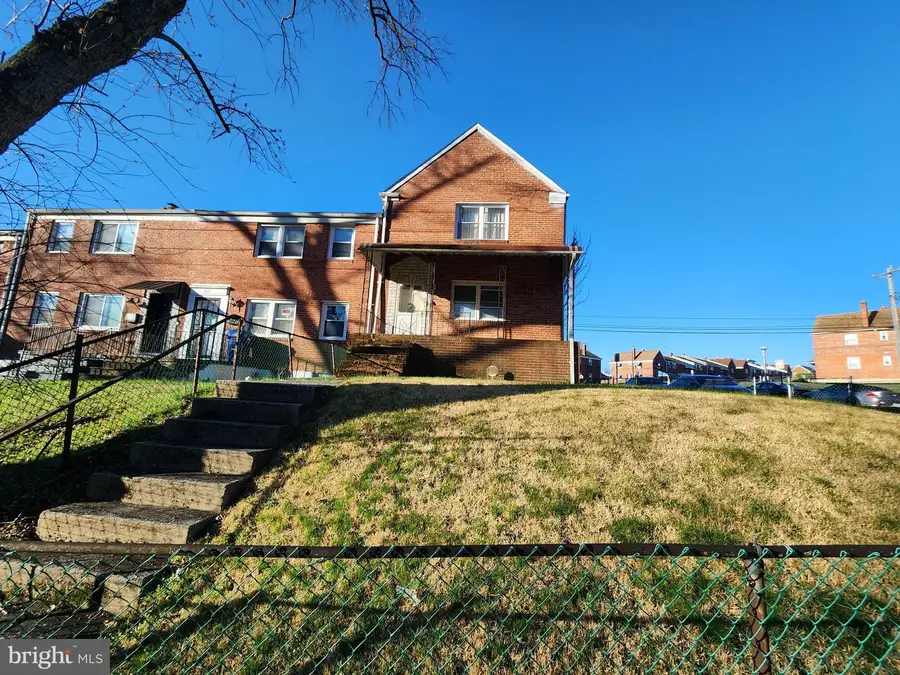 3821 Stokes Dr, Baltimore, MD 21229 - #2