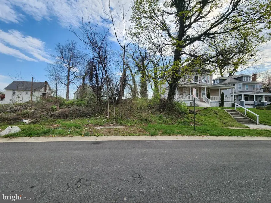 2219 Roslyn Ave, Baltimore, MD 21216 - #3