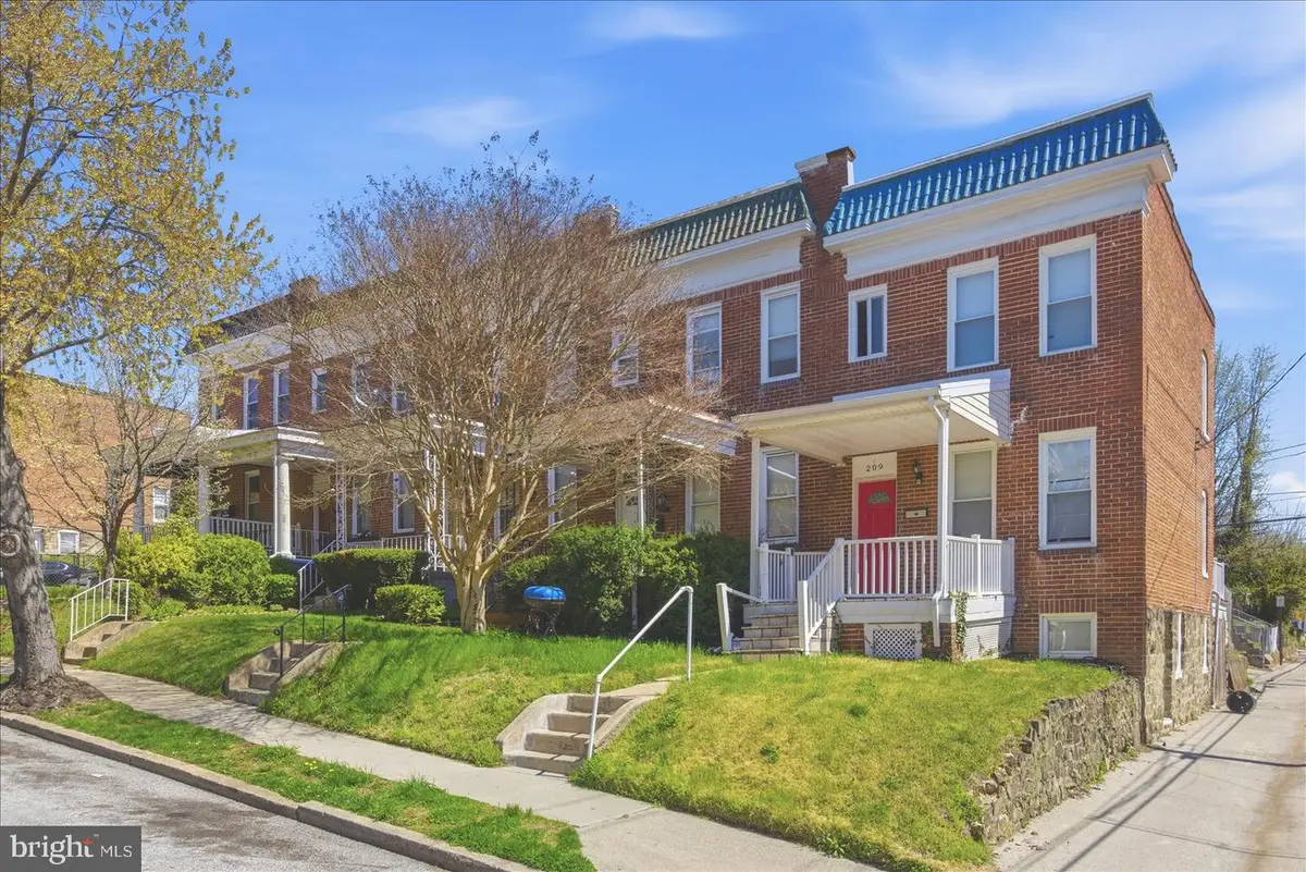 209 S Tremont Rd, Baltimore, MD 21229 - #1