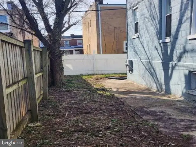 609 E 41st St, Baltimore, MD 21218 - #3