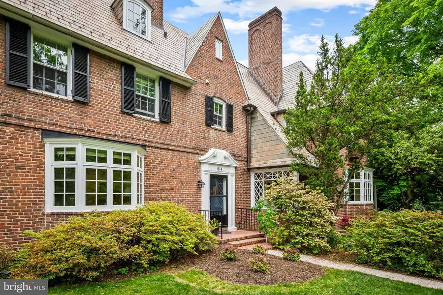 614 W University Pkwy, Baltimore, MD 21210 - #3