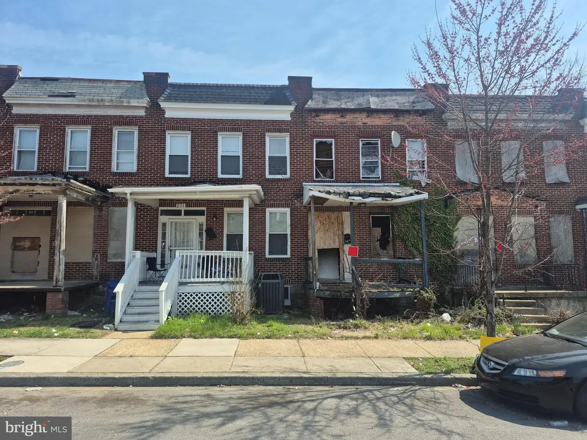 213 S Catherine St, Baltimore, MD 21223 - #1