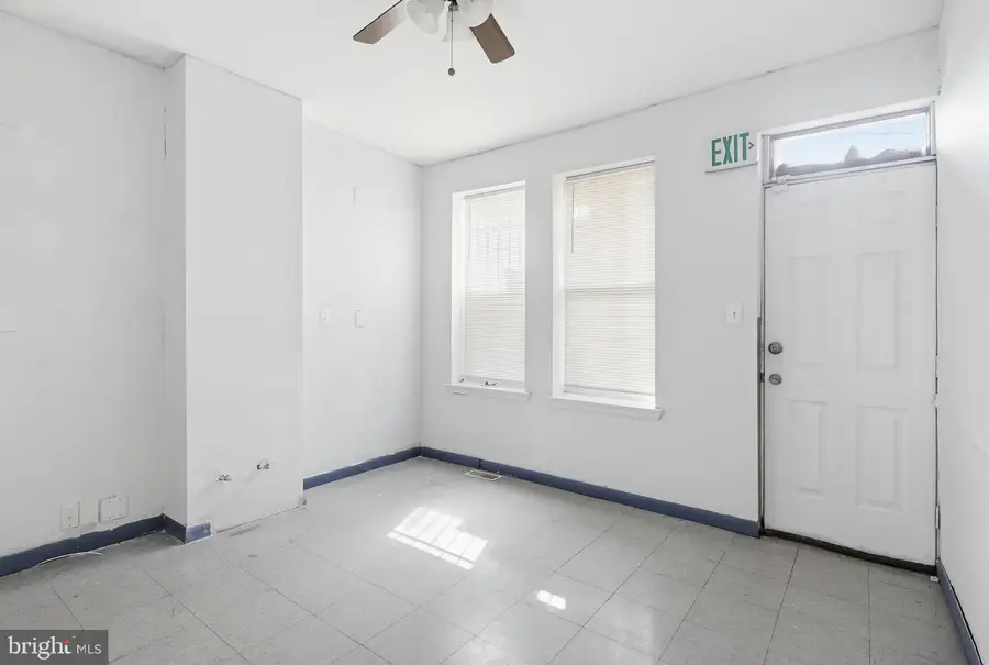 2712 Pennsylvania Ave, Baltimore, MD 21217 - #3