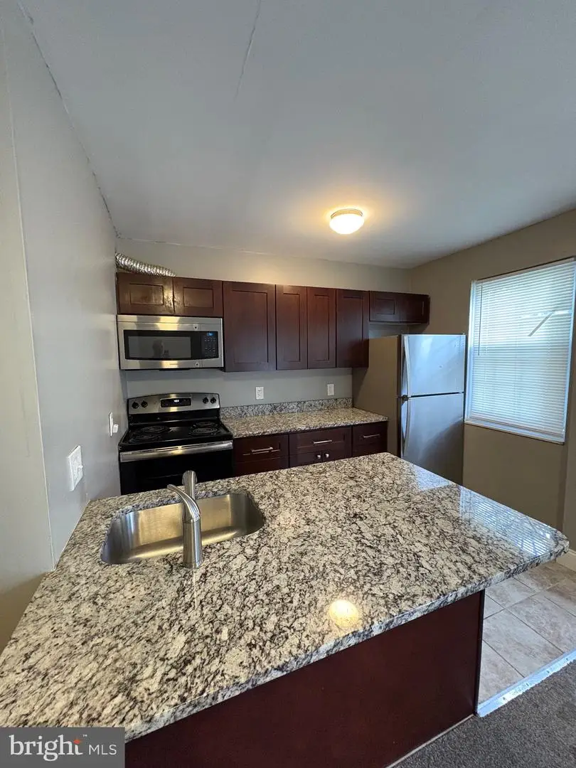 911 Saint Dunstans Rd, Baltimore, MD 21212 - #2