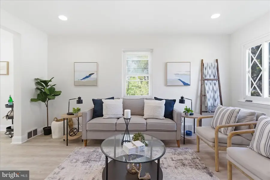 40 Hillvale Rd, Baltimore, MD 21229 - #2