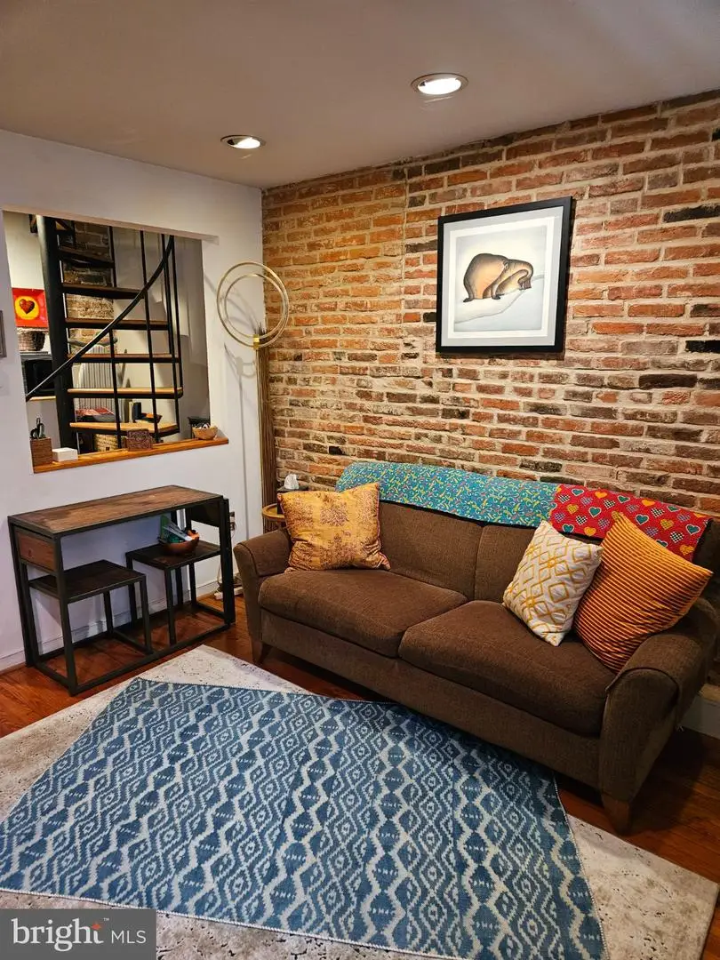 523 S Dallas St S, Baltimore, MD 21231 - #2