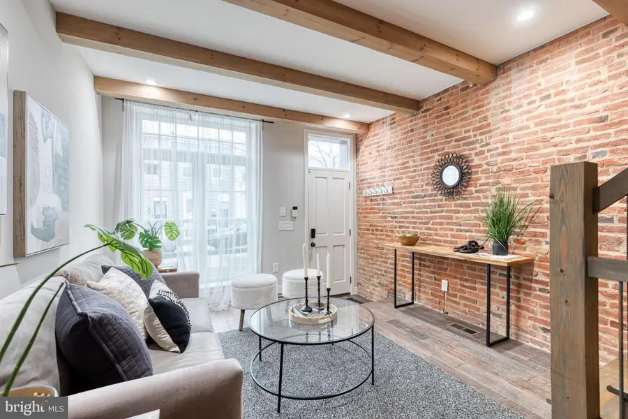 118 S Eaton St, Baltimore, MD 21224 - #3