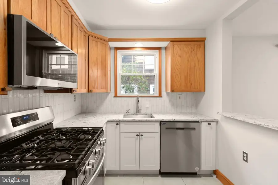 5204 Catalpha Rd, Baltimore, MD 21214 - #2