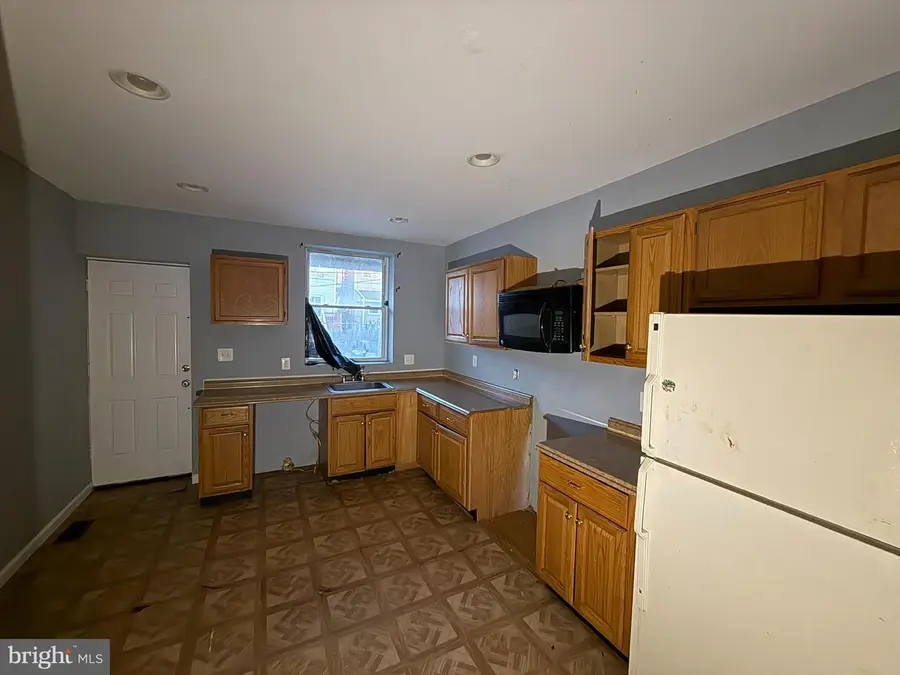 117 N Janney St, Baltimore, MD 21224 - #3