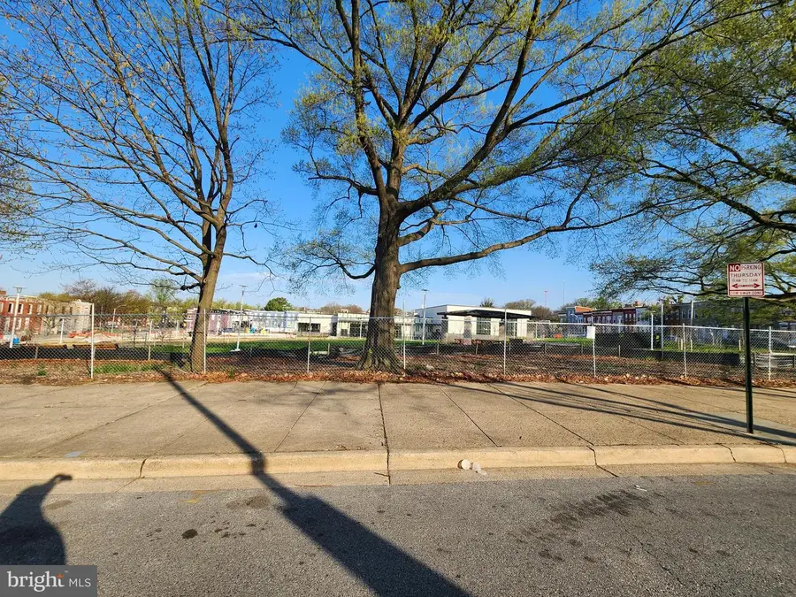 1523 Clifton Ave, Baltimore, MD 21217 - #3