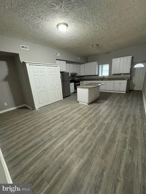 4620 Curtis Ave, Curtis Bay, MD 21226 - #2