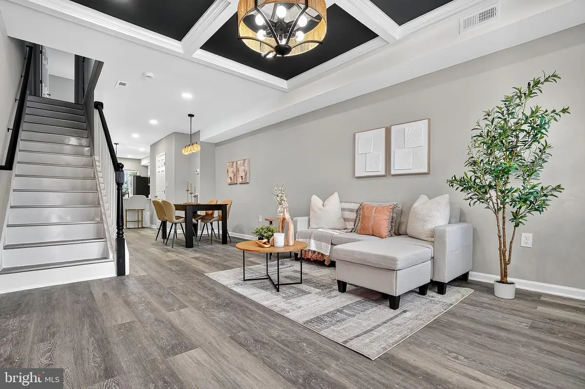 2512 E Monument St, Baltimore, MD 21205 - #1