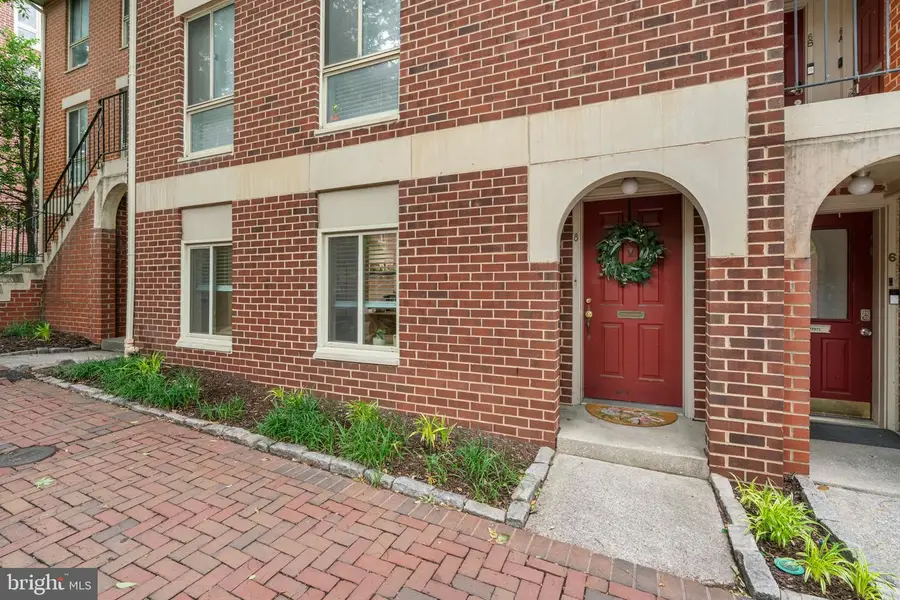 8 W Lee St W #r69, Baltimore, MD 21201 - #3