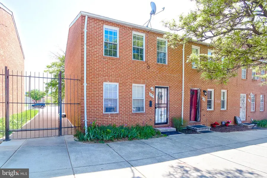 819 Aisquith St, Baltimore, MD 21202 - #2