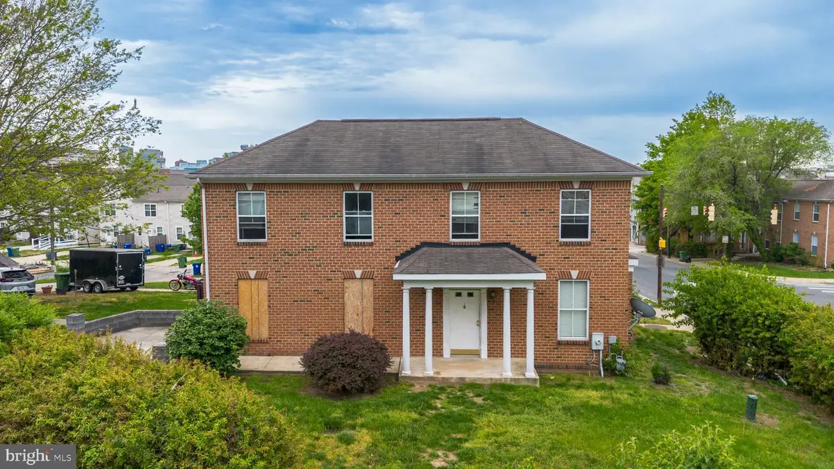605 N Fremont Ave N, Baltimore, MD 21201 - #1