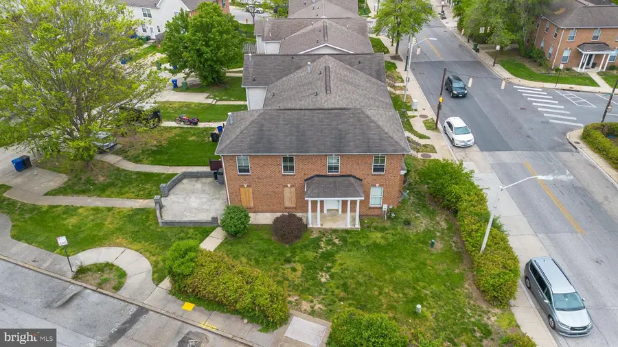 605 N Fremont Ave N, Baltimore, MD 21201 - #2