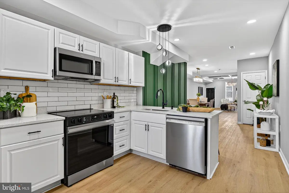 1725 E Oliver St, Baltimore, MD 21213 - #1