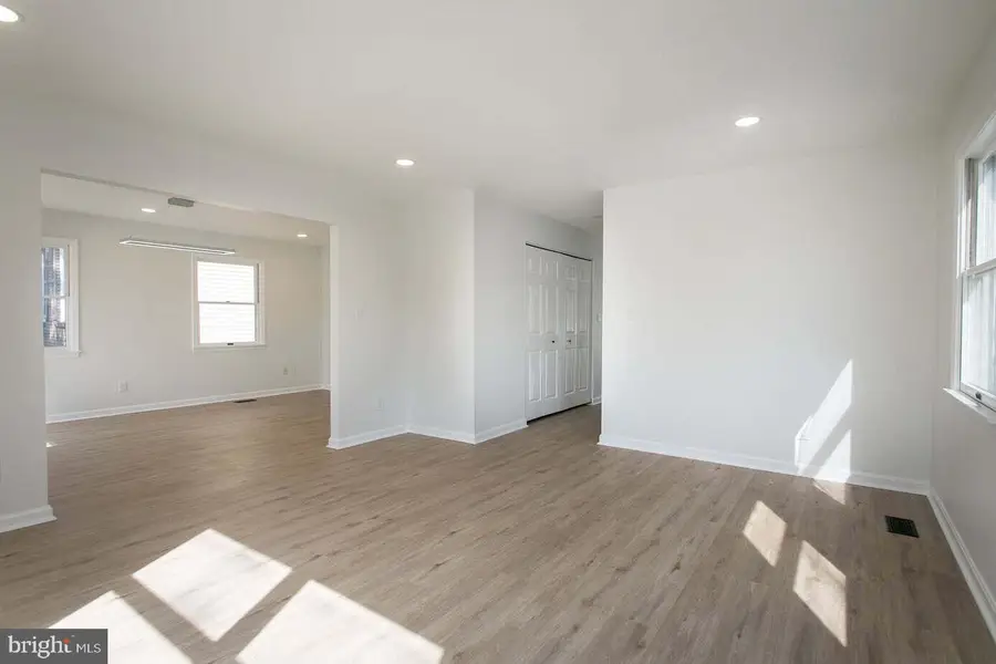 6301 Benhurst Rd, Baltimore, MD 21209 - #3