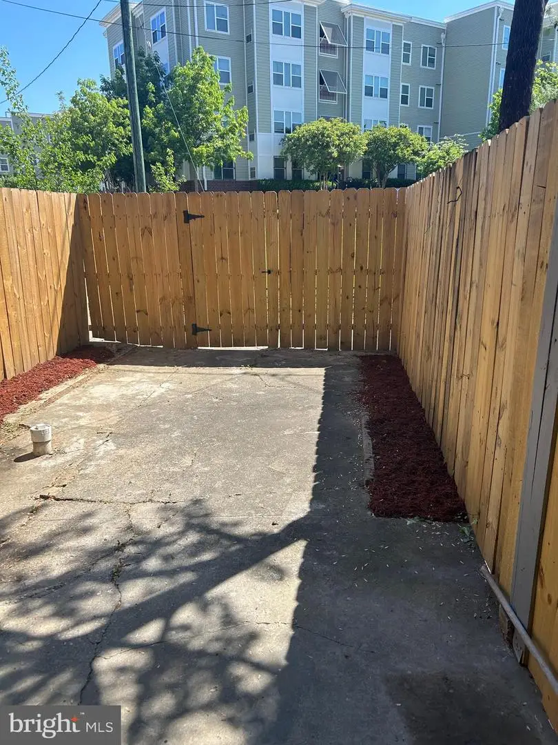 2033 N Futon Ave, Baltimore, MD 21217 - #3