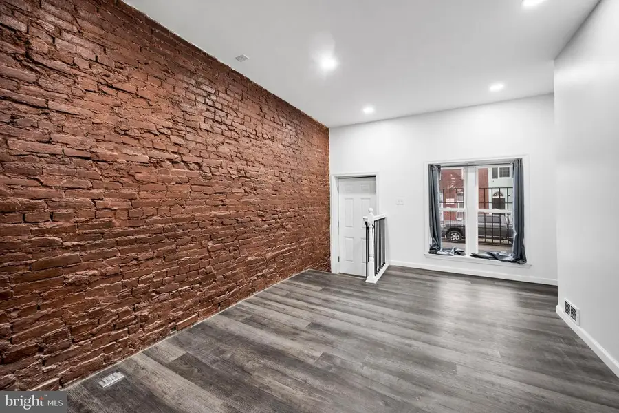 2011 N Pulaski St, Baltimore, MD 21217 - #2