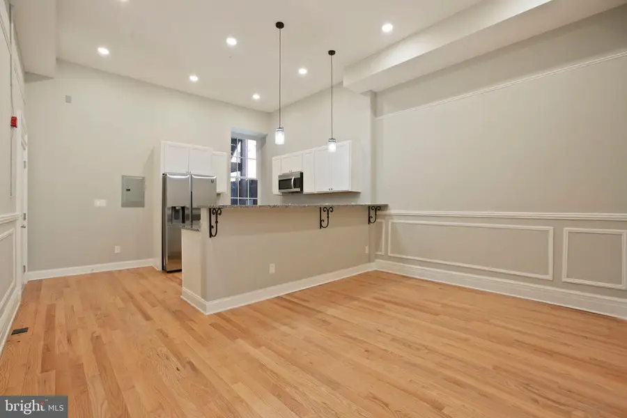106 W Saratoga St, Baltimore, MD 21201 - #2