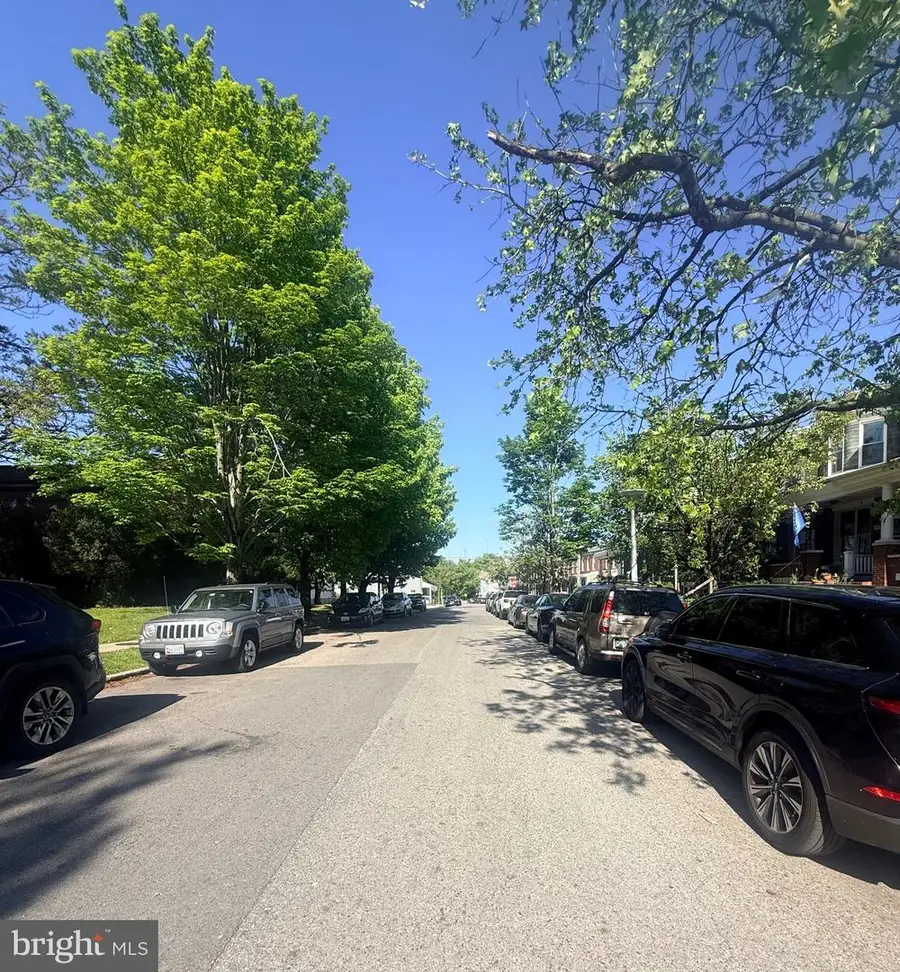 604 E 35th St E, Baltimore, MD 21218 - #2
