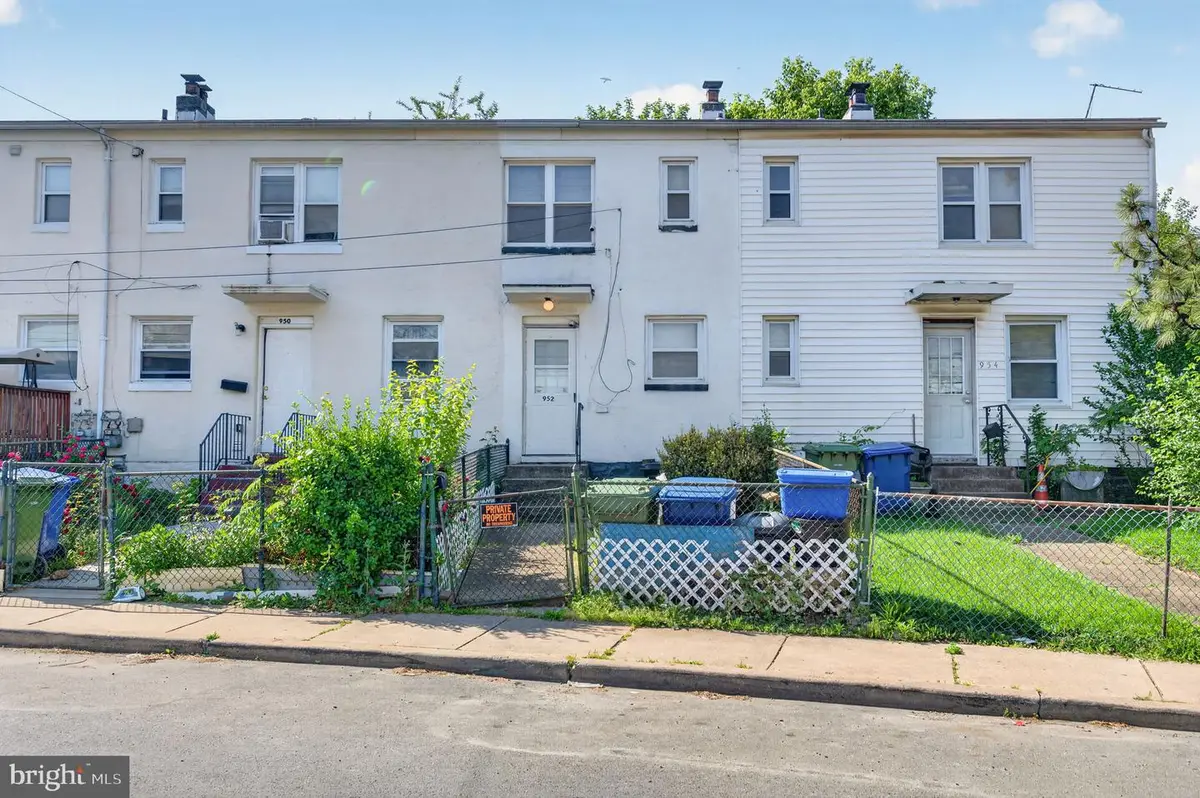 952 Armistead Way, Baltimore, MD 21205 - #1
