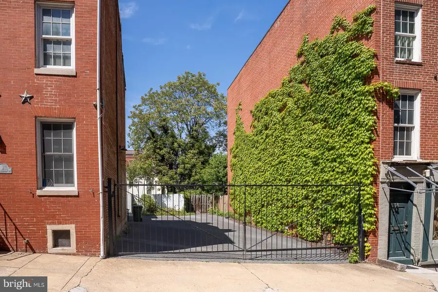 10 E Hamilton St E, Baltimore, MD 21202 - #2